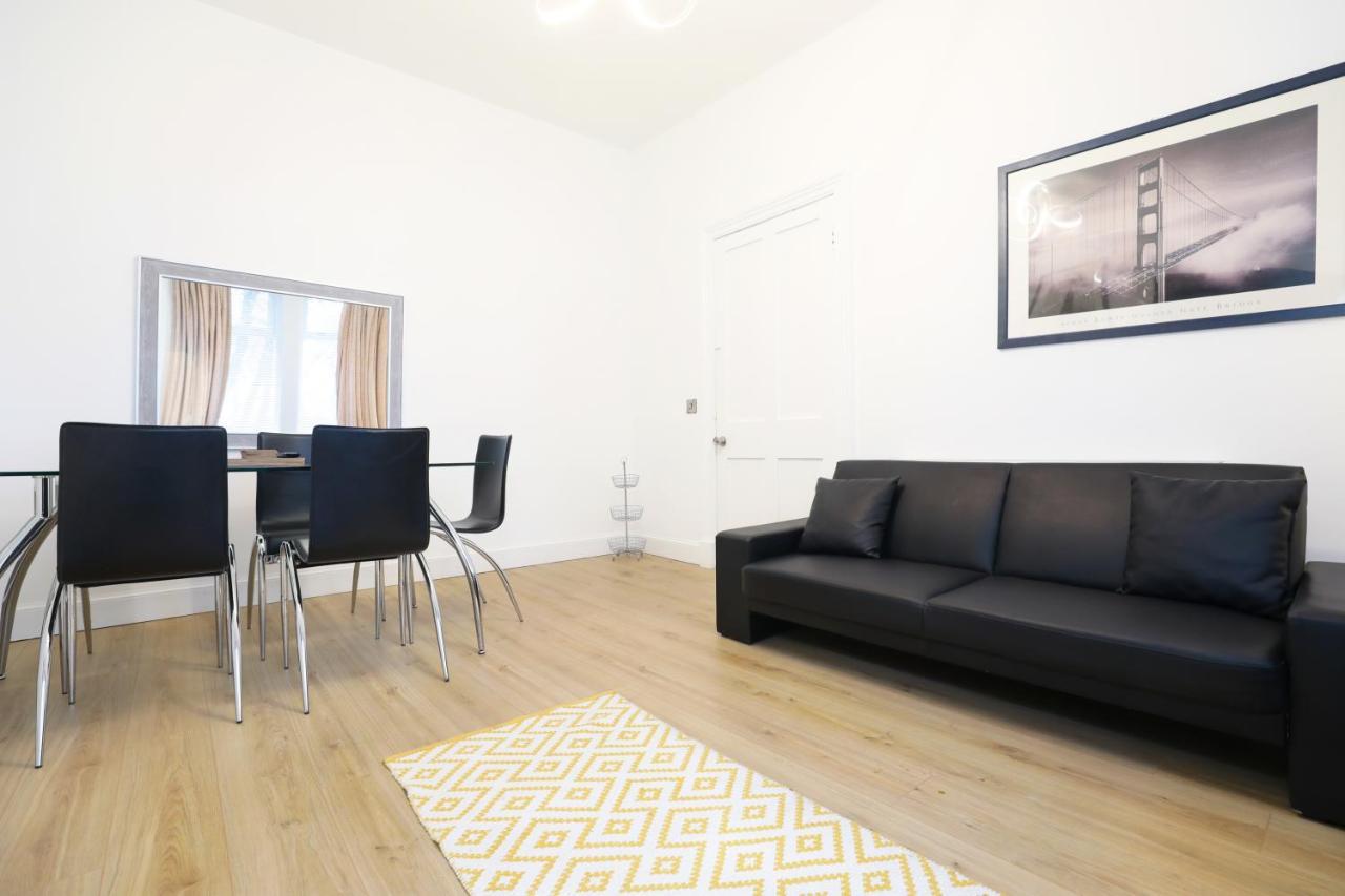 Stunning Modern 3 Bedroom Apartment 에든버러 외부 사진