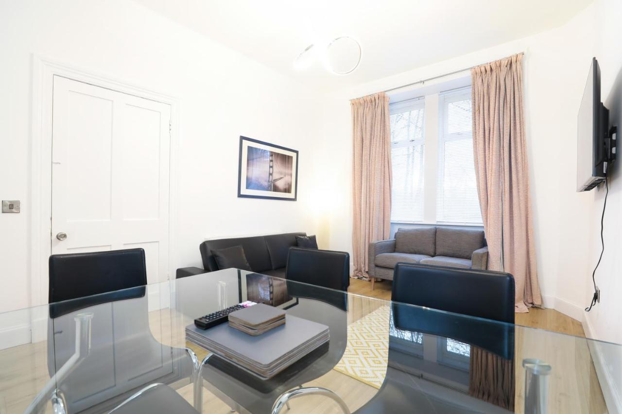 Stunning Modern 3 Bedroom Apartment 에든버러 외부 사진