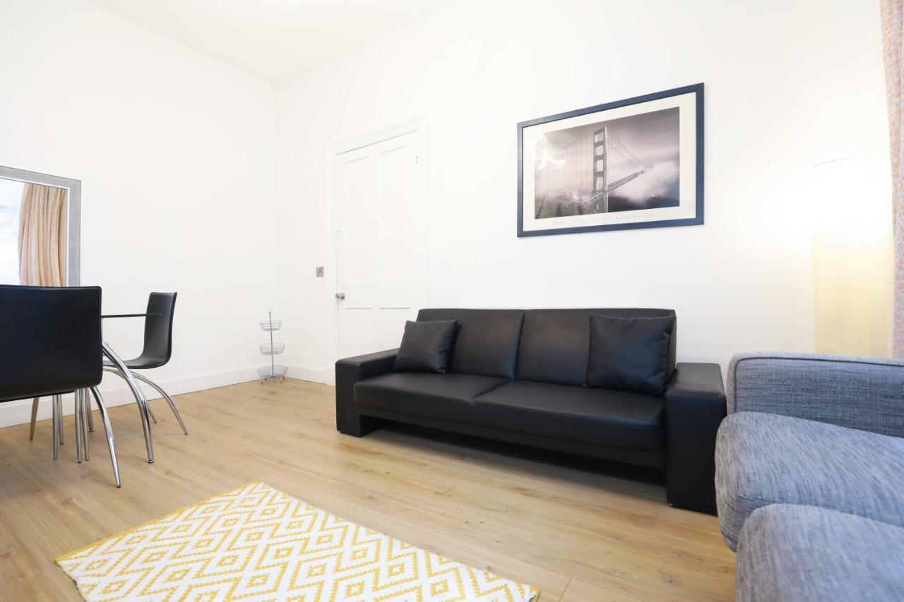 Stunning Modern 3 Bedroom Apartment 에든버러 외부 사진